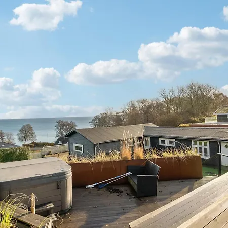 Awesome In With Wifi Holiday home